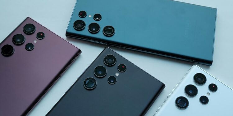 Smartphone Samsung, imagem ilustrativa para matéria sobre a atualização One UI 9