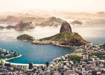 Vista panorâmica do Rio de Janeiro, imagem ilustrativa para matéria sobre série brasileira ambientada na cidade