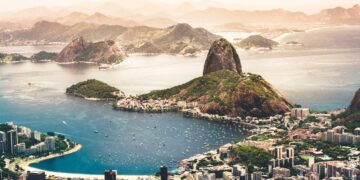 Vista panorâmica do Rio de Janeiro, imagem ilustrativa para matéria sobre série brasileira ambientada na cidade