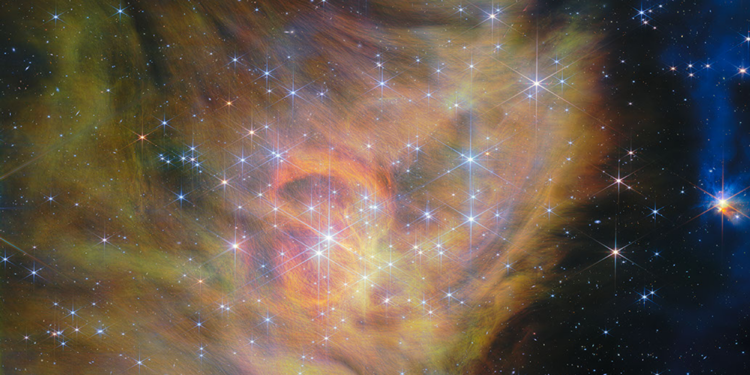 Imagem do telescópio James Webb mostra a região de formação estelar IC 348 com estrelas brilhantes e nuvens coloridas de gás e poeira